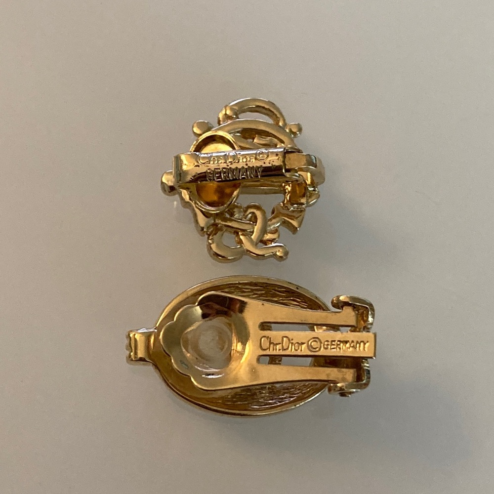 Lot 2 Vintage Dior Single Earrings - Picture 3 of 7